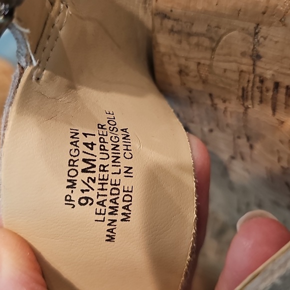 Jessica Simpson Platform Wedge Cork Beige Block Heels Ankle Strap Size 9.5 - Picture 4 of 4